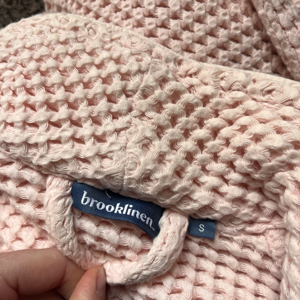 Brooklinen Turkish Cotton Dreamweave Waffle Knit Bath Robe - Pale Pink - Picture 3 of 8